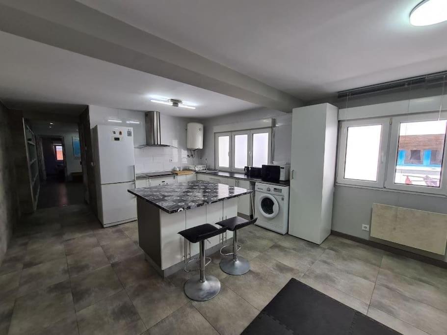 A Un Paso De La Playa, Amplio Apartamento Χιχόν Εξωτερικό φωτογραφία