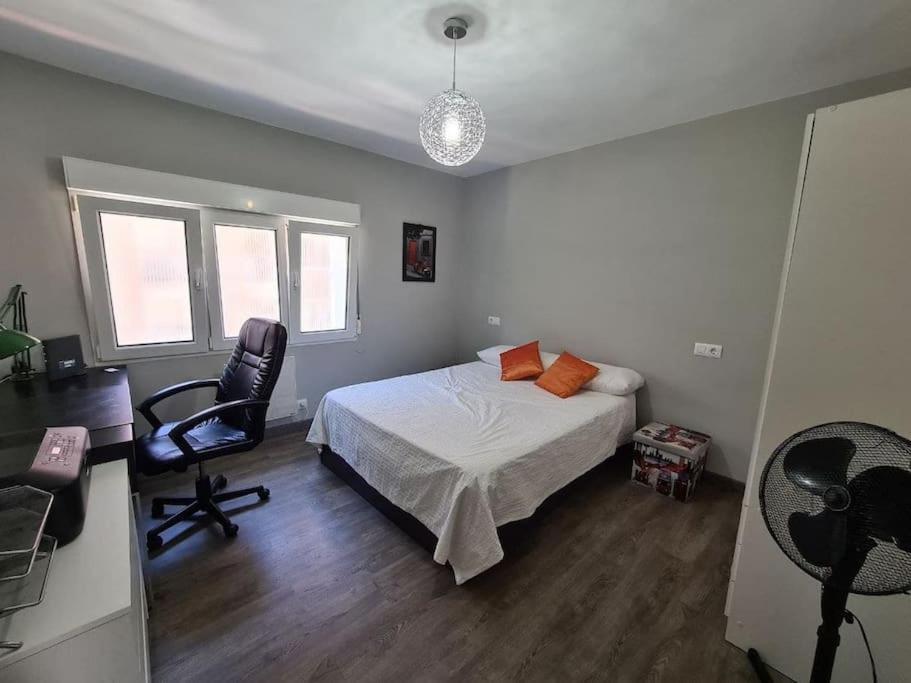 A Un Paso De La Playa, Amplio Apartamento Χιχόν Εξωτερικό φωτογραφία